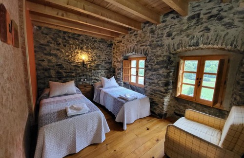 Murias de Paredes Hotel | Hotel Rural LA CÁRCEL
