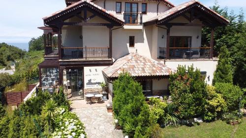 Aronces Hotel | Hotel Rural Playa de Aguilar