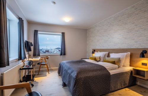 Aasiaat Hotel | HOTEL SØMA Aasiaat