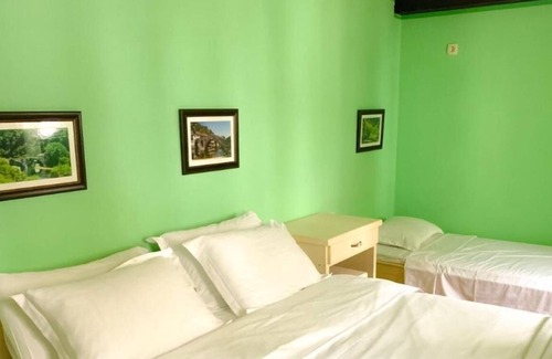 Rijeka Crnojevica Hotel | Hotel S Family Jovicevic