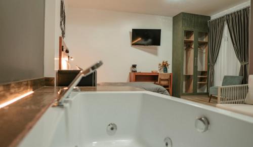 Otavalo Hotel | Hotel Sacha Golden