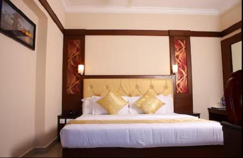 Bhutapandi Hotel | HOTEL SAHANA CASTLE