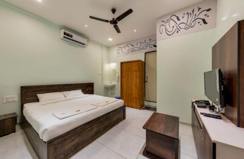 Kolhapur Hotel | Hotel Saheb