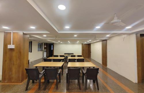 Yerawada Hotel | Hotel Sai Inn Executive