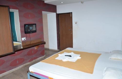 Shirdi Hotel | Hotel Sai Kamal