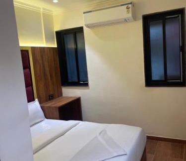 Parel Hotel | Hotel Sai Palace- Near Tata Memorial Hospital