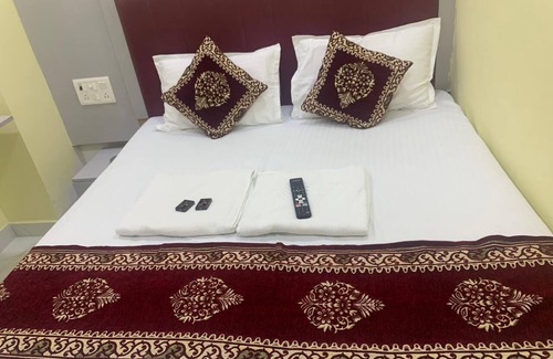 Chembur East Hotel | Hotel Sai Plaza
