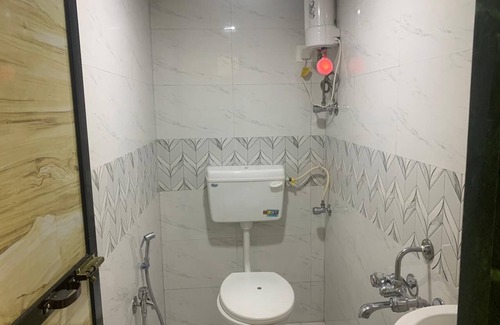 Chembur East Hotel | Hotel Sai Plaza