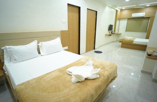 Shirdi Hotel | Hotel Sai Pratham