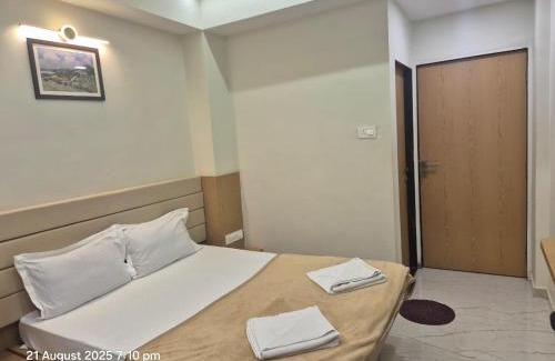 Shirdi Hotel | Hotel Sai Pratham