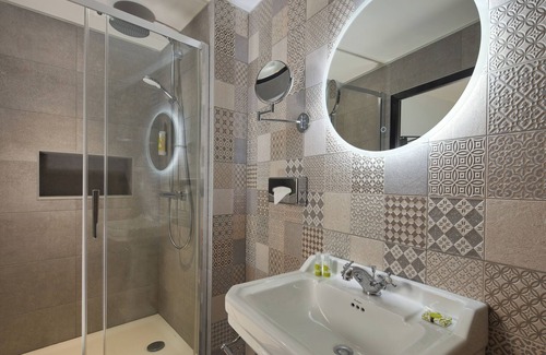 Nezignan-L'Eveque Hotel | Hotel Saint Alban