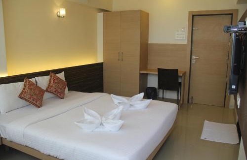 Solapur Hotel | Hotel SaiPrasad Executive Solapur