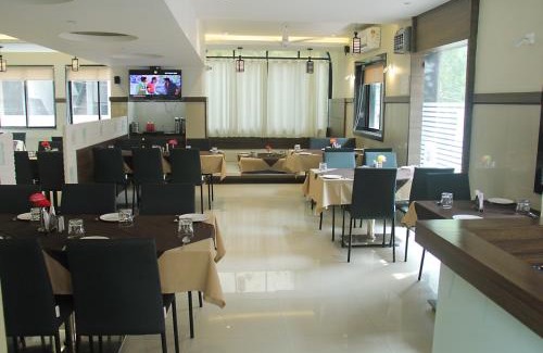 Solapur Hotel | Hotel SaiPrasad Executive Solapur