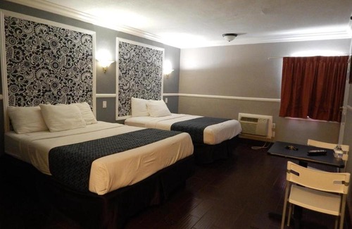Bixby Knolls Hotel | Hotel Salina