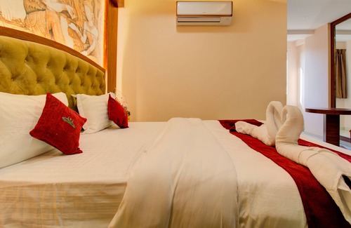 Nilje Gaon Hotel | Hotel Samaira Residency