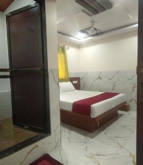 Goregaon West Hotel | Hotel Samrat Palace 2