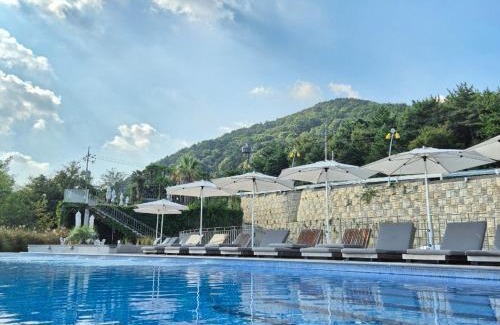 Irun-myeon Hotel | Hotel SANG SANG & Private SANG SANG POOL VILLA