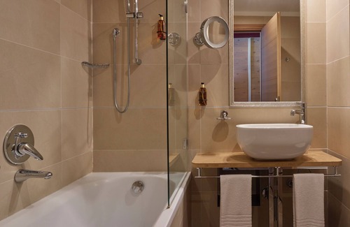 Cesana Torinese Hotel | Hotel Sansicario Majestic