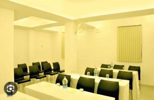Seth Narang Das Layout Apartment | Hotel Sapthagiri Nest