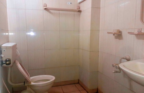Gandhipuram Hotel | Hotel Sapthagiri Nest