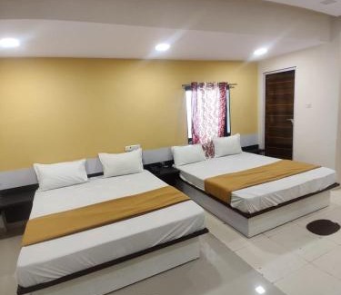 Maninagar House | HOTEL SAROVAR IIN