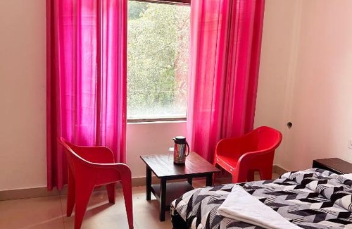 Sitapur Hotel | Hotel Sarthak Villa