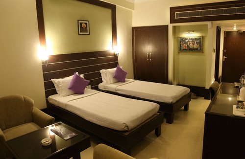 Jabalpur Hotel | Hotel Satya Ashoka