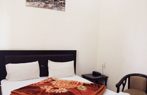 Dehradun Hotel | HOTEL SATYA provides best accommodation just outside I.S.B.T, Dehradun