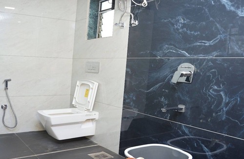 Belapur Hotel | Hotel Satyam Residency