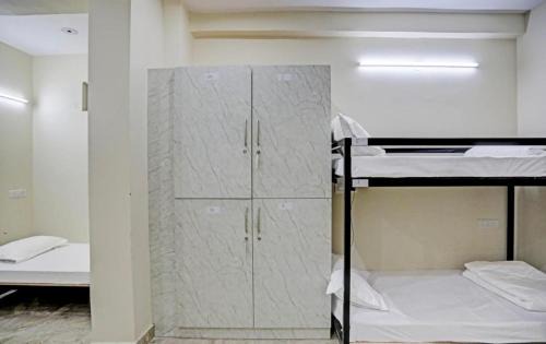 Paharganj Hotel | Hotel SB Grand Inn - Paharganj