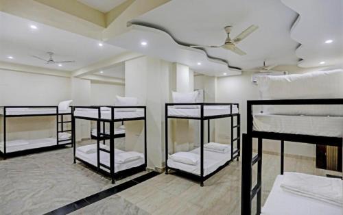 Paharganj Hotel | Hotel SB Grand Inn - Paharganj