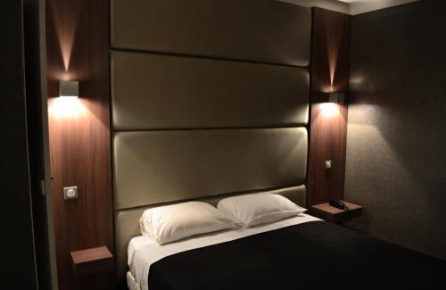 Cannes City Centre Hotel | Hotel Schtak