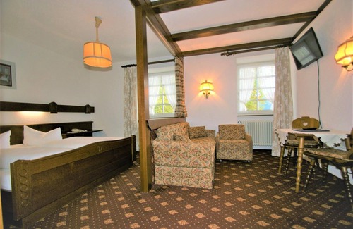 Waldau Hotel | Hotel Schwarzwaldgasthof Zur Traube
