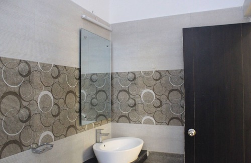 Rameshwaram Hotel | Hotel SDM Golden Tower