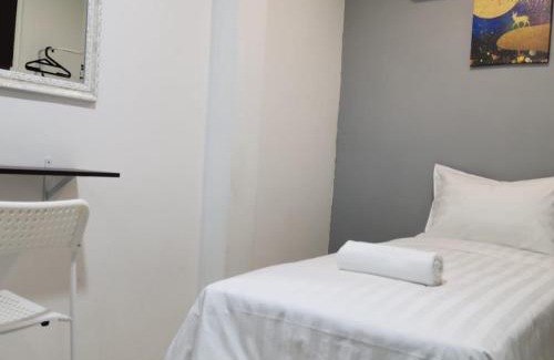 Victoria Hotel | Hotel Seroja