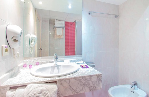 Cala Hotel | Hotel Servigroup Torre Dorada