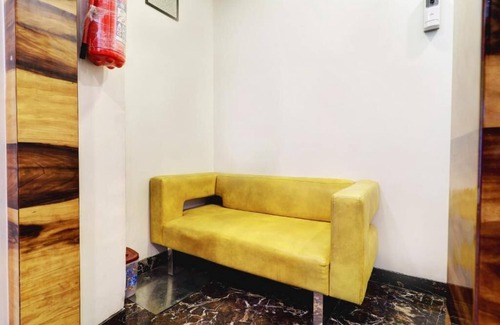 Wellington Pier Hotel | Hotel Shabana Colaba