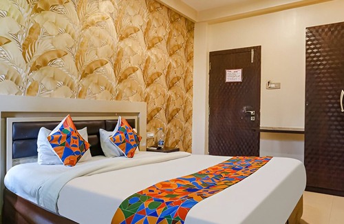 Ahmednagar Hotel | HOTEL SHADES OF ROYAL