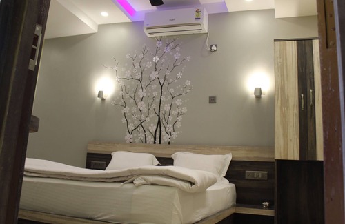 Tarapith Hotel | Hotel Shantinivas