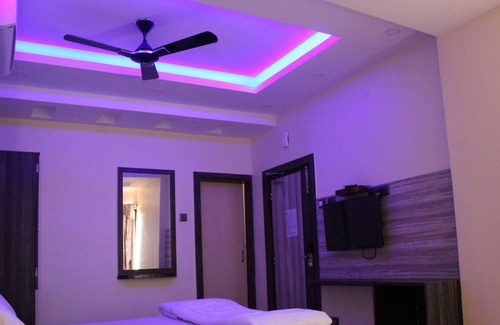 Tarapith Hotel | Hotel Shantinivas