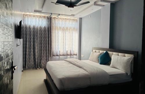 Amer Hotel | Hotel Sharma Palace