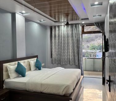 Amer Hotel | Hotel Sharma Palace