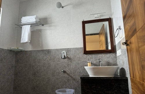 Udaipurwati Hotel | Hotel Shikaar Inn