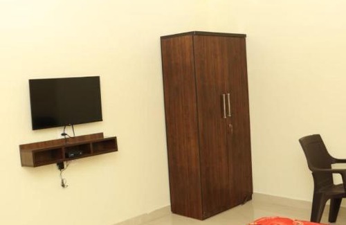 Mandla Hotel | Hotel Shikhar Palace, Katra Mandla