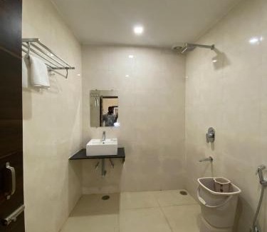 Panna Hotel | Hotel Shivali Inn