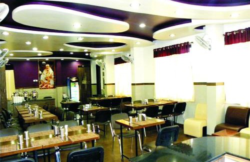 Shirdi Hotel | Hotel Shradha Saburi Palace
