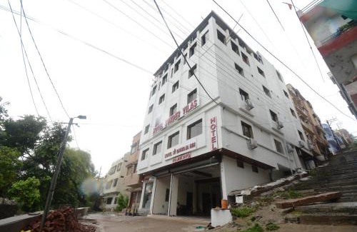 Udaipur Resort | Hotel shree Dhwaja Inn - 100 meter from shreenathji Temple