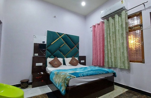 Orchha Hotel | Hotel Shree Ram Bhagwan