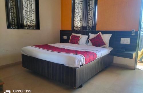 Shirdi Hotel | HOTEL SHRI PUSHPANJALI SHIRDI