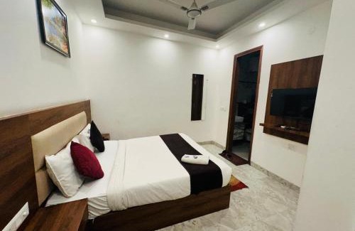 Mahipalpur Extension Hotel | HOTEL Shri Ram PALACE